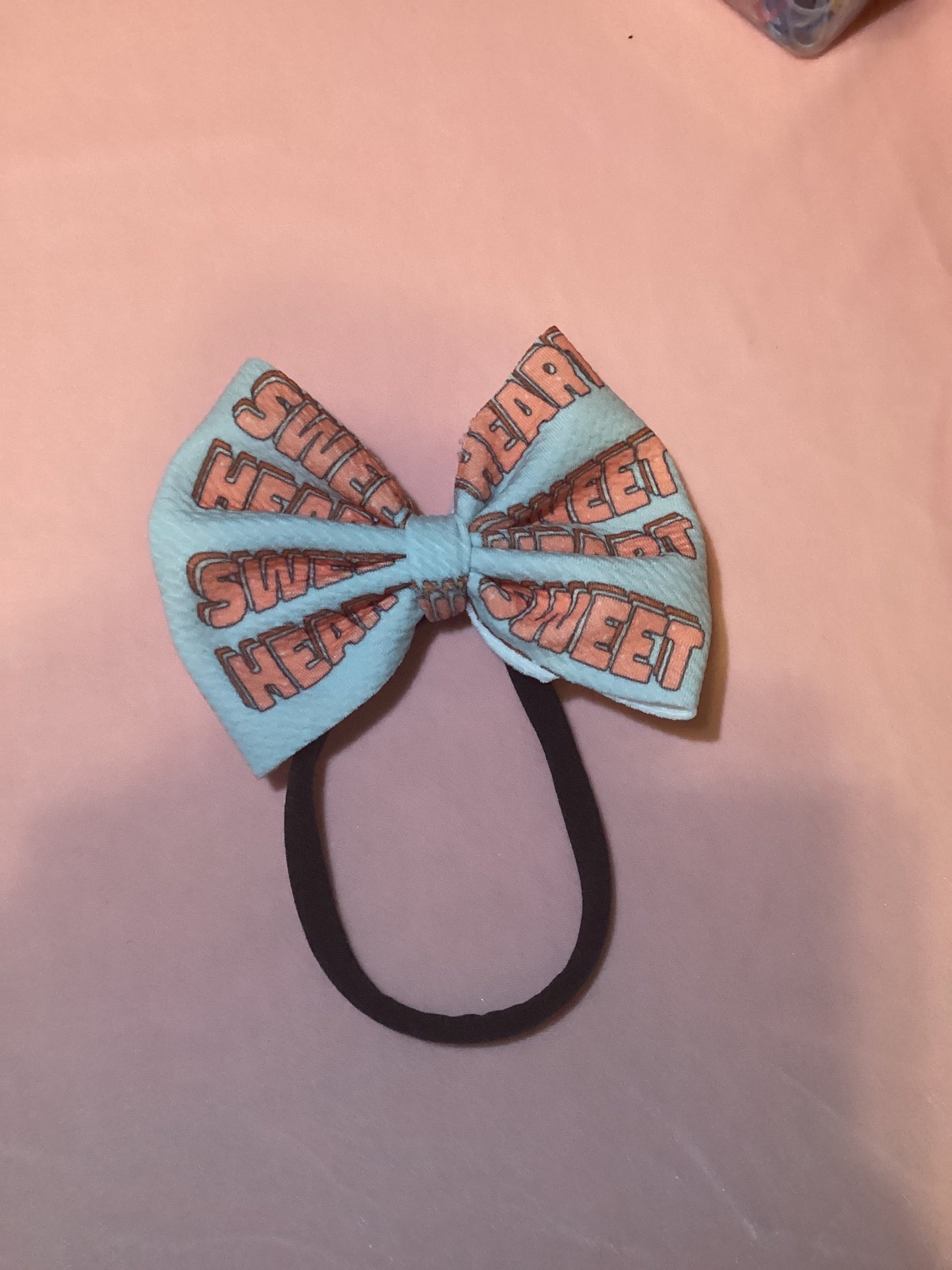 Sweet heart bow