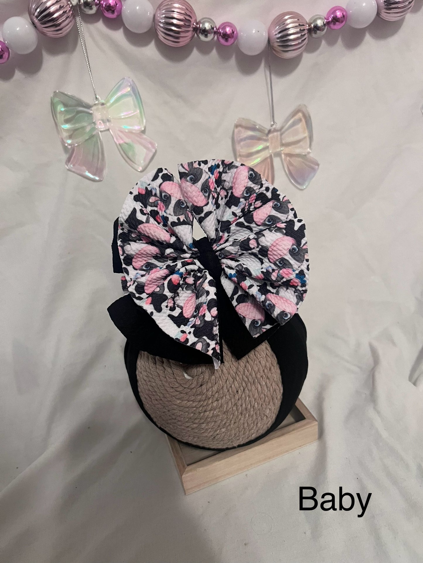 Strawberry cow shredded