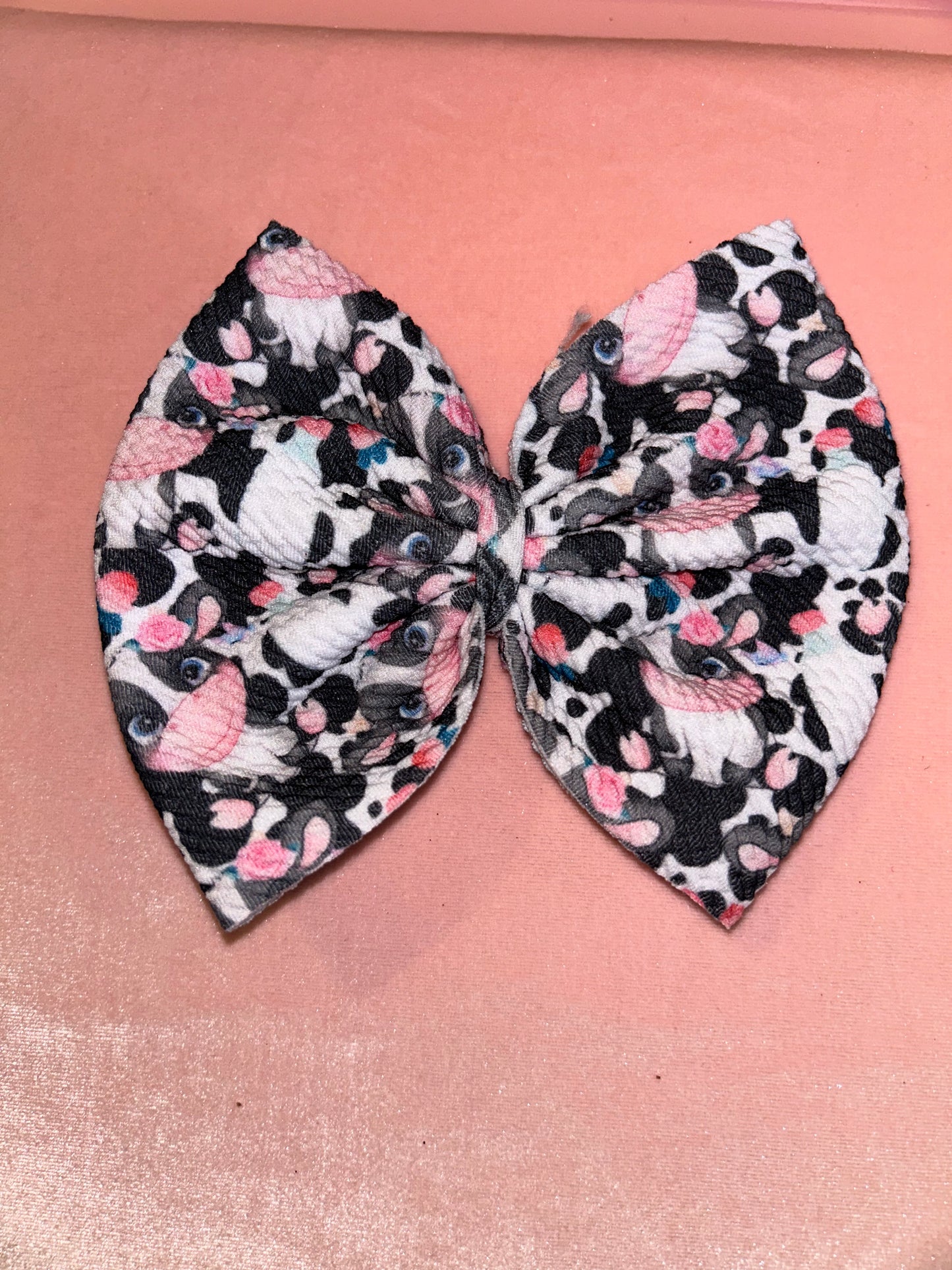 5 inch Strawberry cow clip